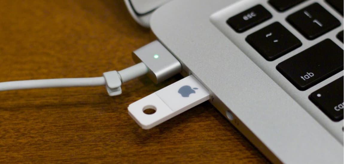 Une clé USB taillée pour le MacBook Air
